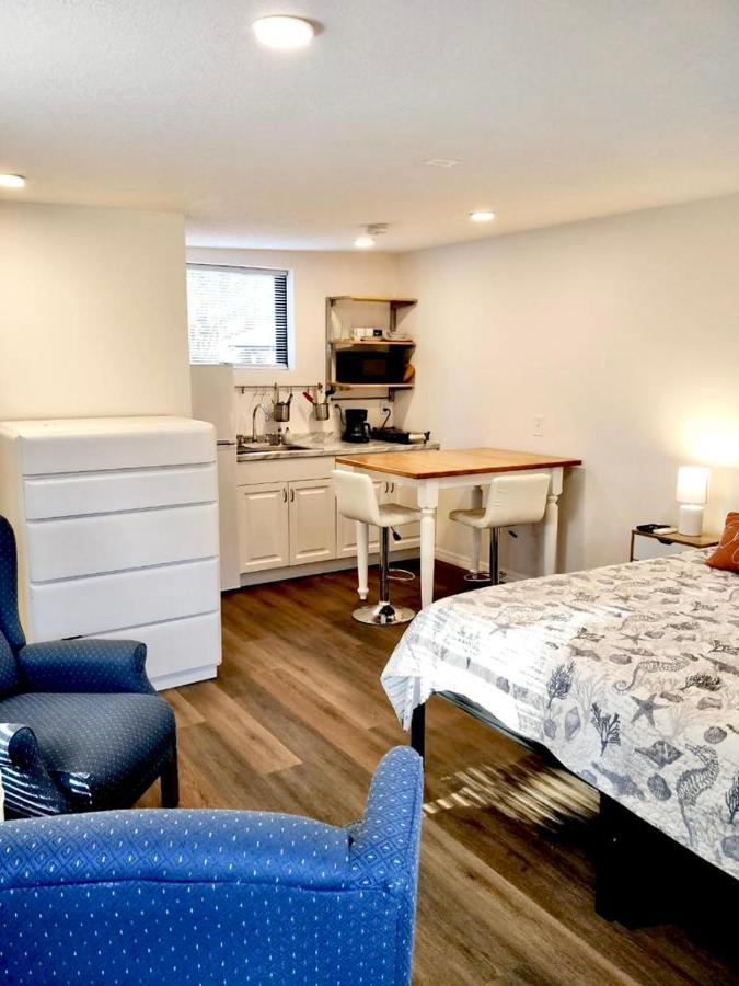 Two Fully Equipped Apartments And A Studio 5 Miles From The Beach St. Petersburg Bagian luar foto